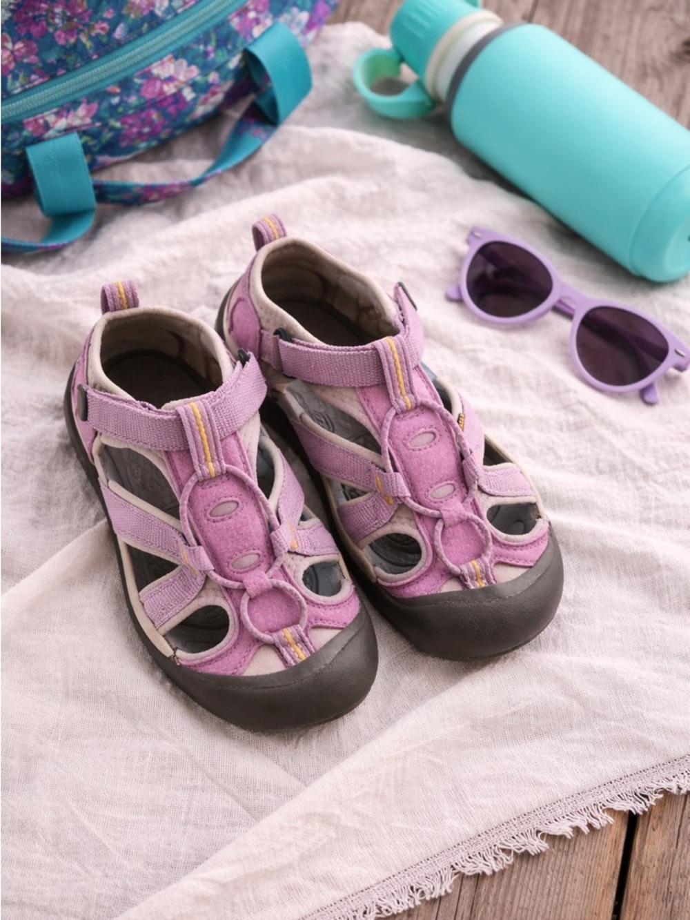 KEEN Venice H2 Kids Sandals Size 3 Purple Waterproof Hiking Shoes